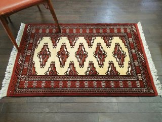 新品 ペルシャ 絨毯 トルクメン 1.4m アクセント サイズ 143 x 98 cm