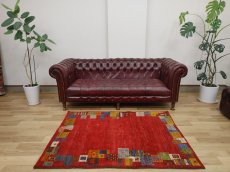 画像1: 新品 ペルシャ ギャッベ 163 × 126 cm 縦1.6m 横1.3m 2.3㎡ 〜2帖 2-3人掛けソファ サイズ 肉厚 天然 草木染 ウール ギャベ 手織り  リーズバフト ハンドメイド ラグ 絨毯 カーペット 生命の樹 赤 緑 黄色 リビングルームソファ足元やベッドサイドに MAA621-163126Z032 (1)